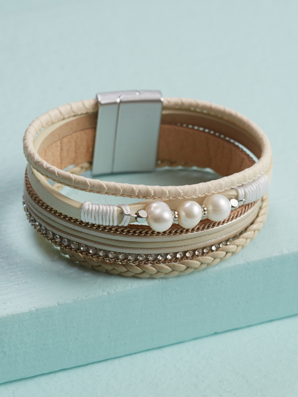 Altar'd State Pearls 'n Leather Bracelet